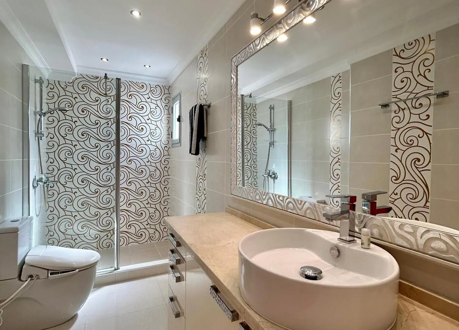 Luxury Villa In Costa Adeje K301
