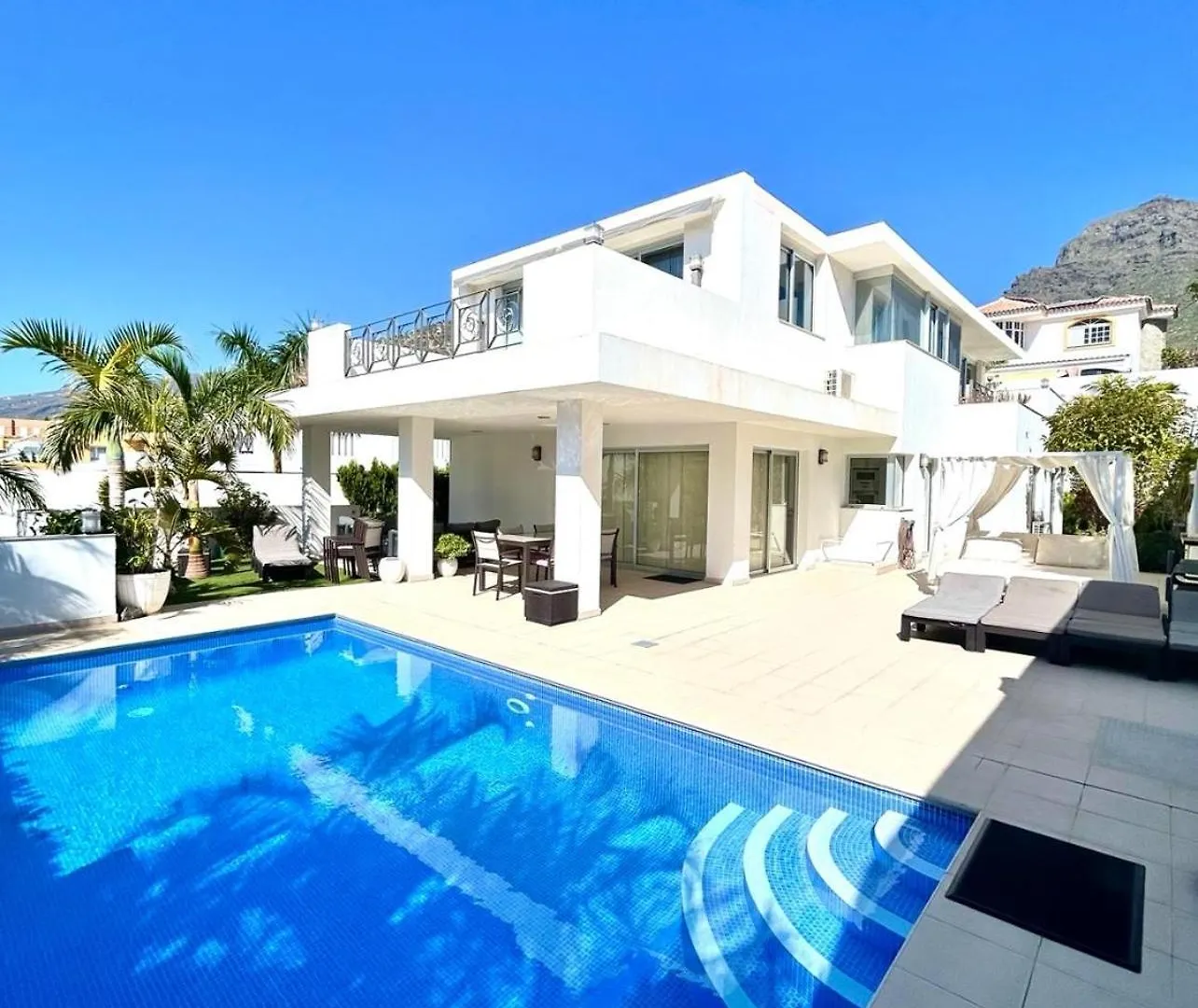 Luxury Villa In Costa Adeje K301